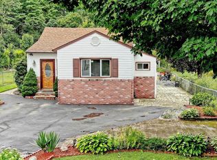 552 Pleasant St, Stoughton, MA 02072