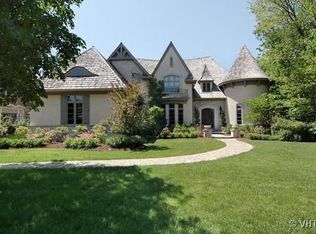 122 Nuttall Rd, Riverside, IL 60546