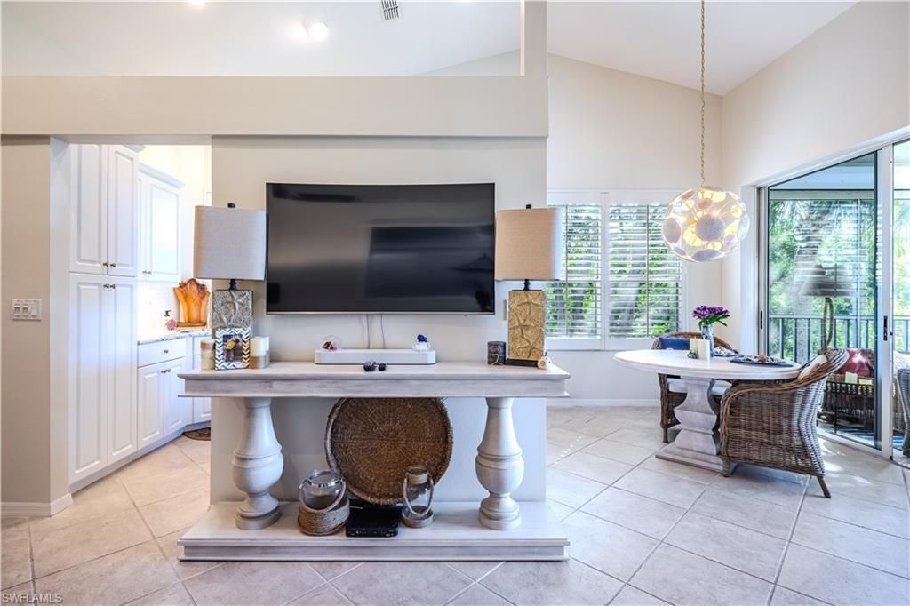 27011 LAKE HARBOR CT #201, Bonita Springs, FL - View 4