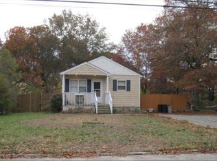 58 Colin Dr, Shirley, NY 11967