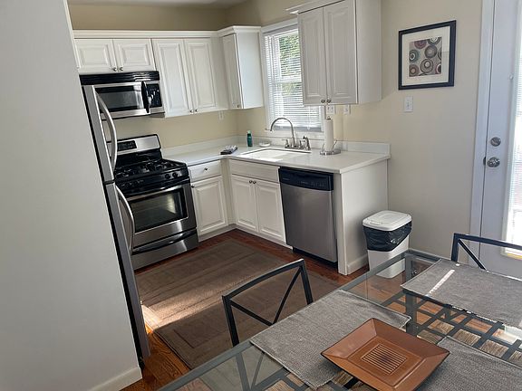 2nd image of 1559 Louden Heights Rd #A