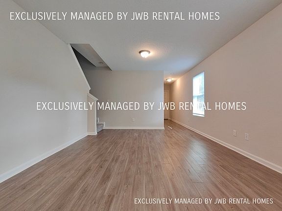 5th image of 7915 Cocoa Ave