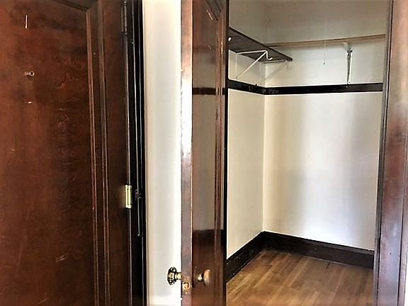 5th image of 231 Dayton Ave #0