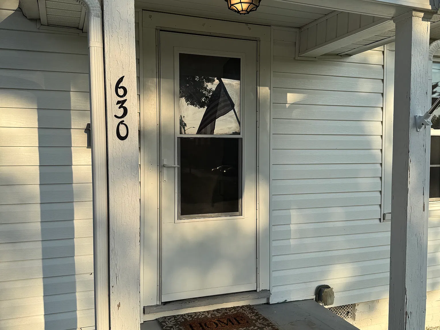3 bed, 1205 sqft, $1,650 — Photo 4