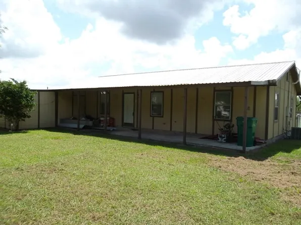 15 Sandra Ln, Victoria, TX 77905