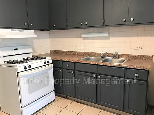 2108 S 17th Ave #1E Photo 1 2108 S 17th Ave #1E Photo 1