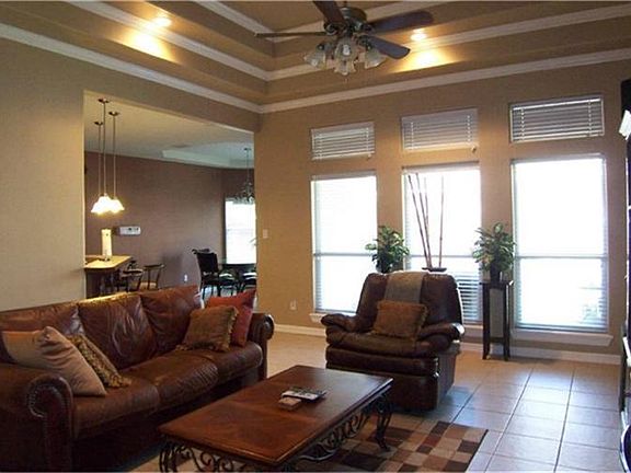 3rd image of 3404 Goldcrest Ave