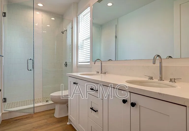 4507 Saturn St #1/2 — Photo 12