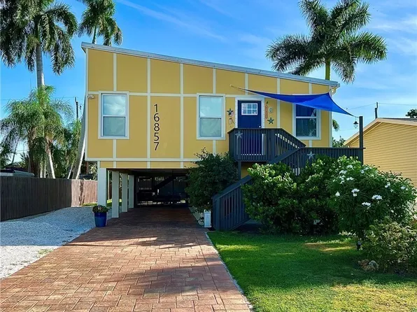 16857 Windcrest Dr, Fort Myers, FL 33908