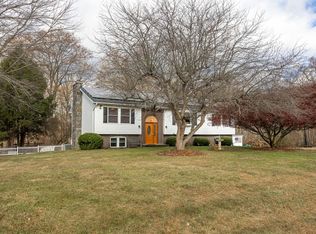 47 Stringham Rd, Poughkeepsie, NY 12603