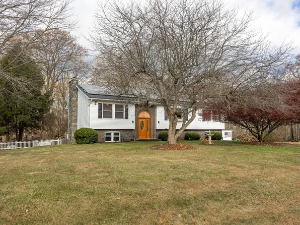 47 Stringham Road, Poughkeepsie, NY 12603
