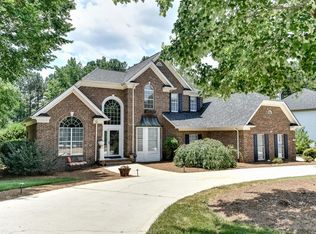 105 Sunrise Cir, Mooresville, NC 28117