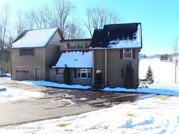 1181 Old County Rd, Montrose, PA 18801