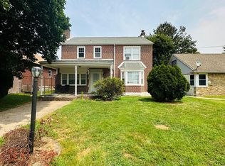 1305 Glenview St, Philadelphia, PA 19111