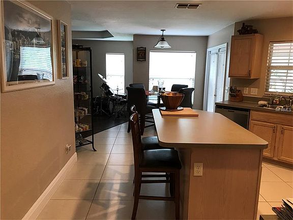 3rd image of 431 Majestic Gardens Blvd