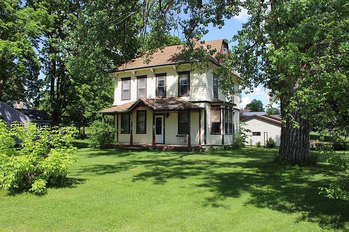 1st image of 202 N Jefferson Ave