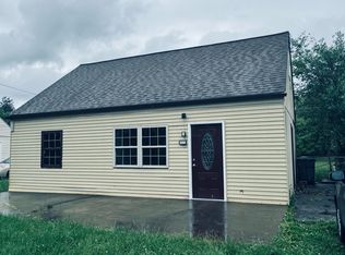 957 Exeter Rd, Columbus, OH 43213