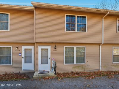 1253 Chateau Dr, East Stroudsburg, PA, 18302