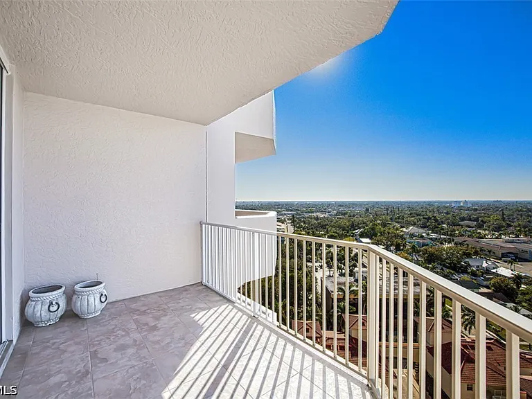 2090 W 1st St #G1607 — Photo 24