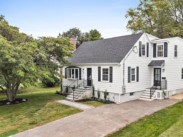 5 Leroy Rd, Lexington, MA 02421