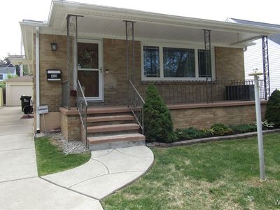 423 Zimmerman Blvd, Buffalo, NY, 14223