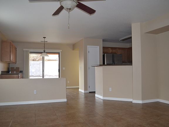 4th image of 2035 W Gold Dust Ave