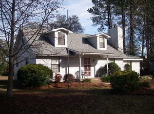 1143 Windsor Dr, Tifton, GA 31794