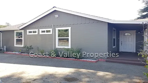 1018 El Camino Real N Photo 1