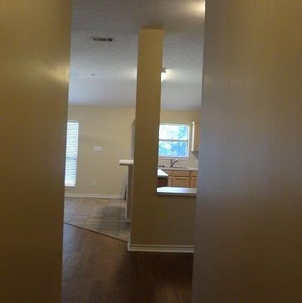4th image of 1709 Beaver Pond Ct