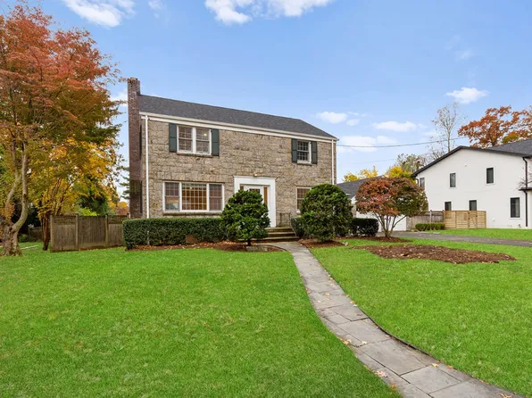 72 Creston Ave, Tenafly, NJ 07670