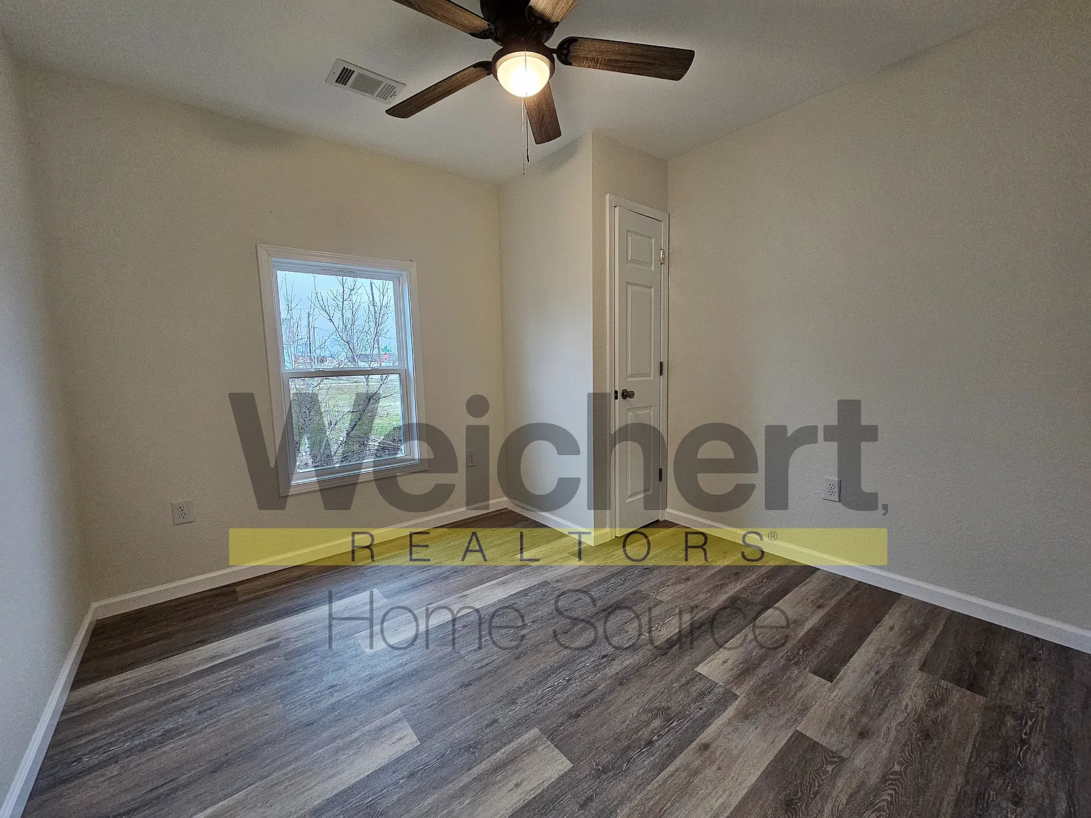 708 South 3rd Street - B — Photo 3