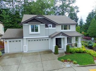 114 Ilwaco Pl NE, Renton, WA 98059