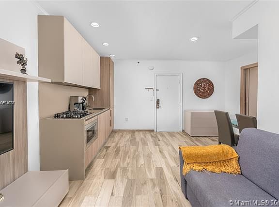 5th image of 335 Ocean Dr APT 219