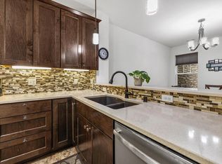 Meadowbrook Village Condominiu, Pewaukee, WI 53072