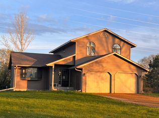 583 Spurline Cir, Hudson, WI 54016