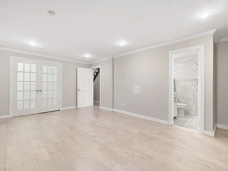 286 Clifton Pl #GARDEN — Photo 7
