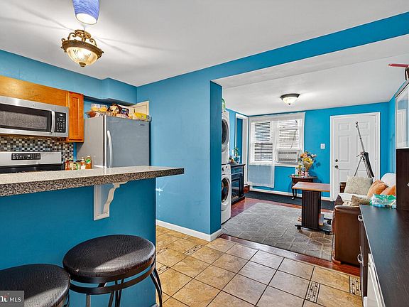 5th image of 1109 Quantril Way