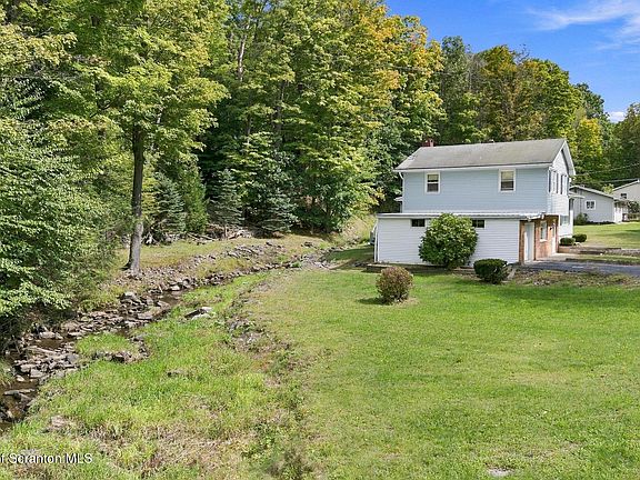 3rd image of 10034 Bridge Ln
