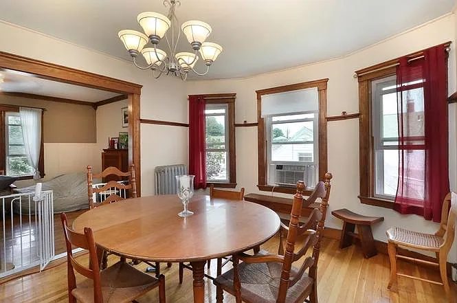 11-13 Holyoke St #1 — Photo 25