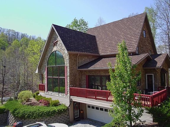 3rd image of 345 Bell Hollow Rd