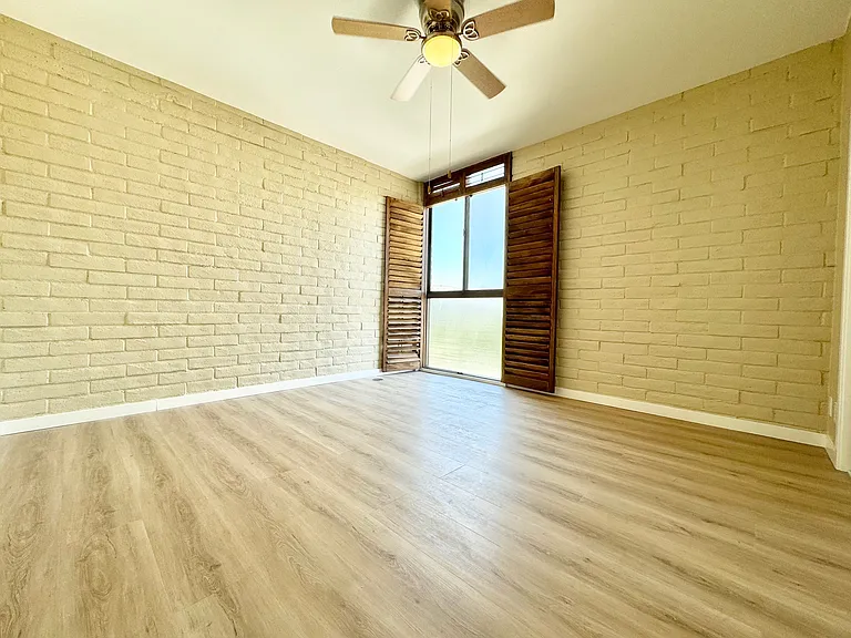 1200 Riverside Dr #1270 — Photo 21