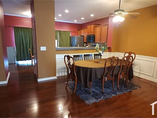2232 Leicester Way SE — Photo 17