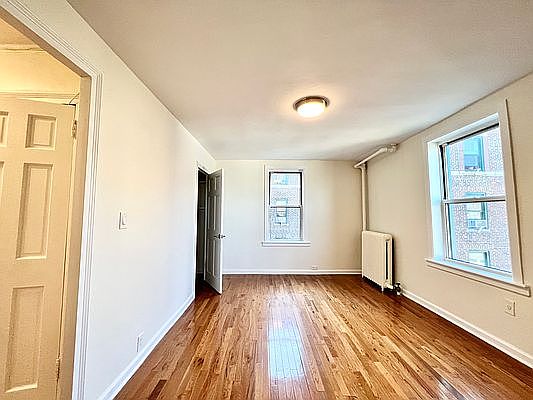 5th image of 34-18 91st St #C51