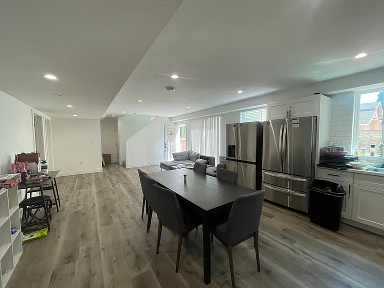 1532 W 37th St #1530 — Photo 25