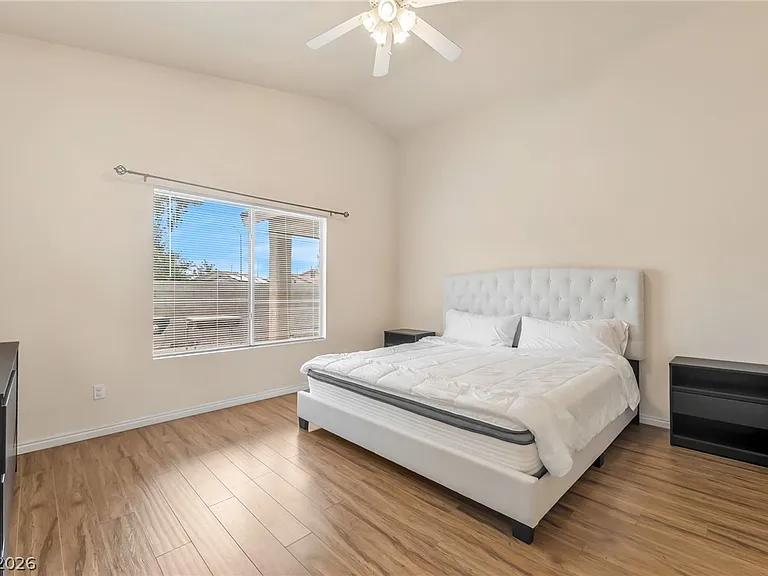 920 Ashurst Ct — Photo 10