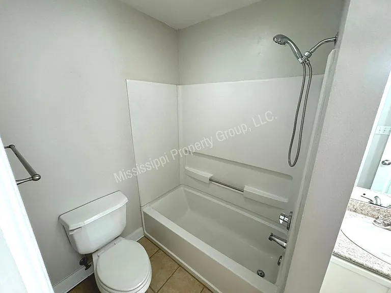 408 Private Road 3097 — Photo 26