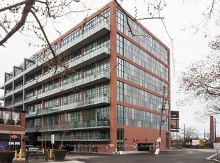 5 Hanna Ave #218, Toronto, ON M6K 0B3