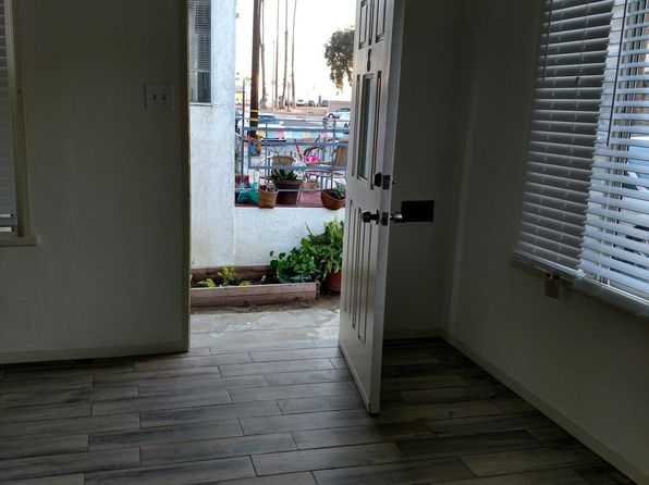 28 Granada Ave APT 8