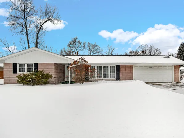 2975 Sunset St, Portage, IN 46368