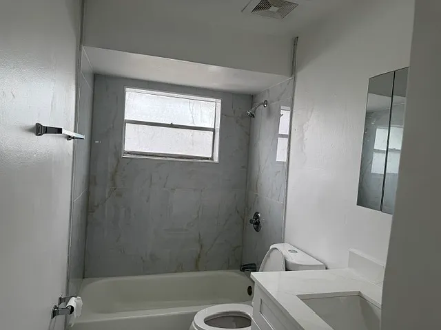 5929 Pierce St — Photo 6